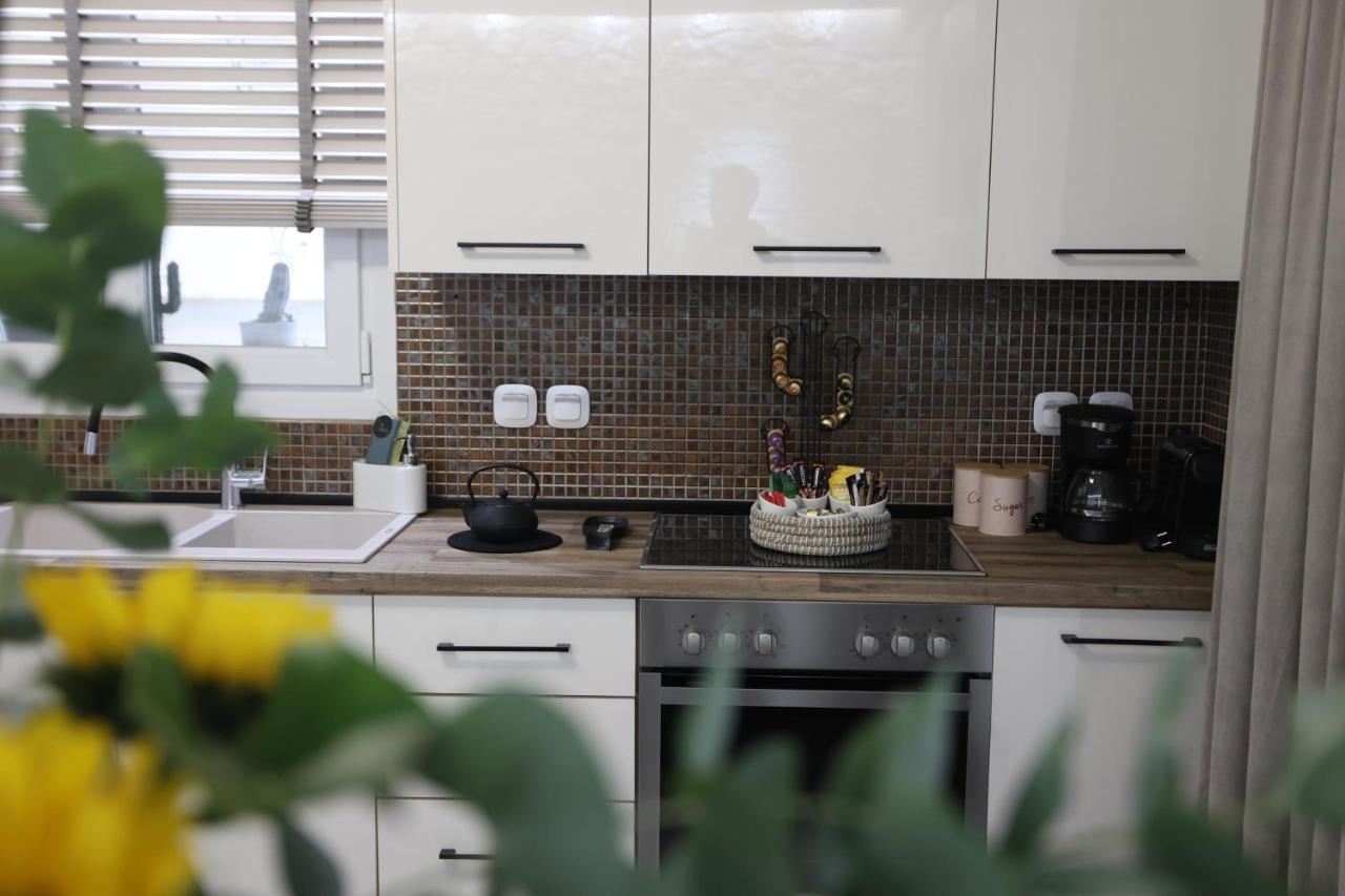 La Larissa Luxury Apartments Thetis Εξωτερικό φωτογραφία